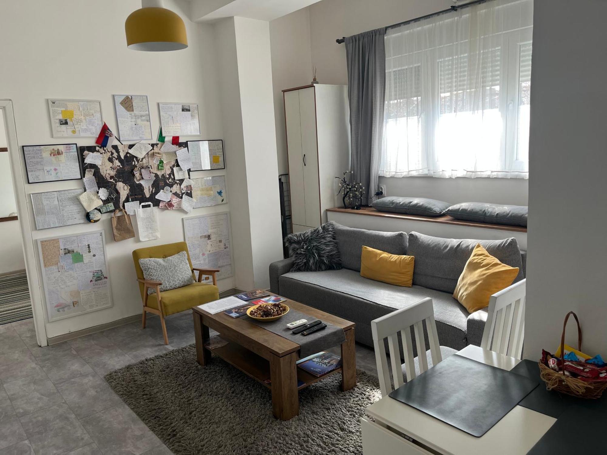 Jumi Lägenhet Belgrad Exteriör bild