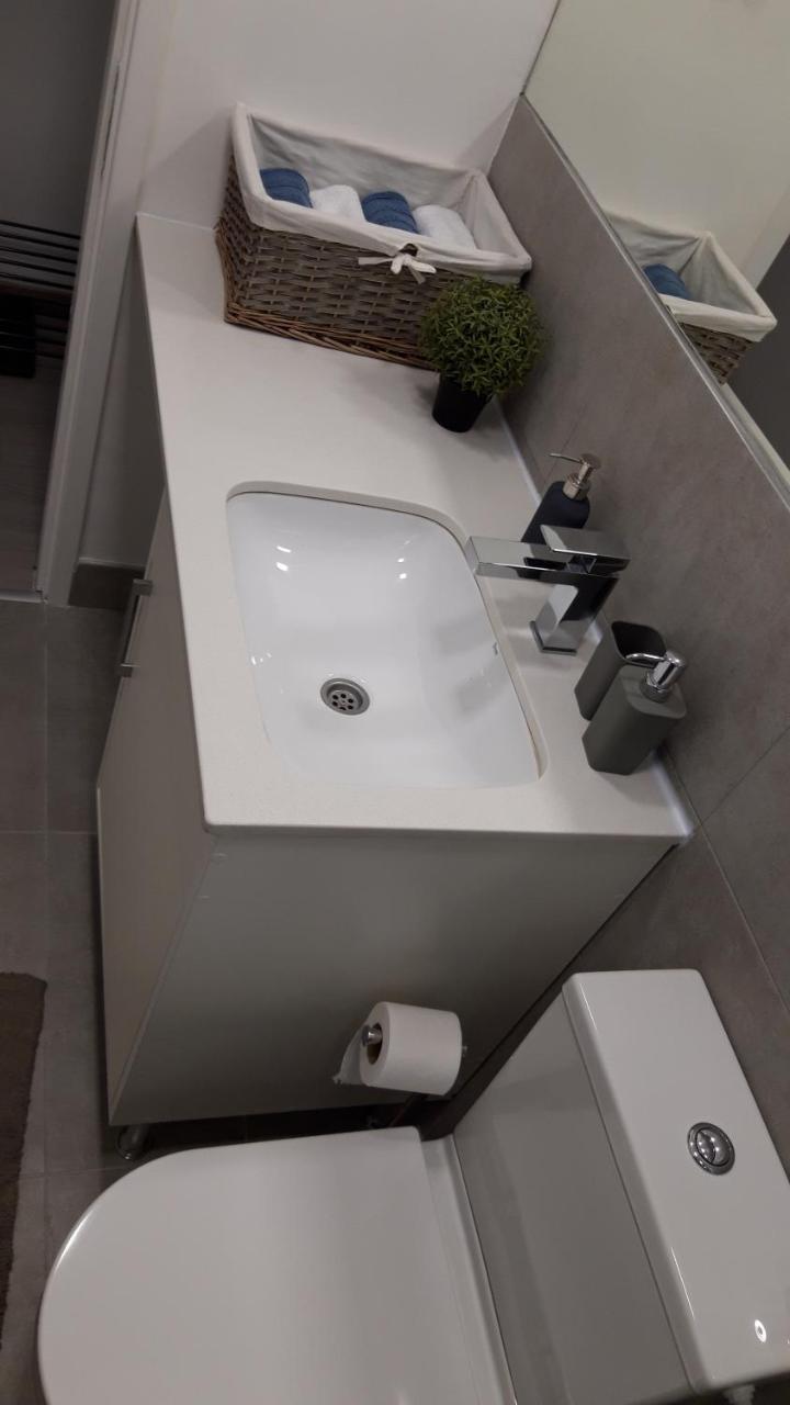 Jumi Lägenhet Belgrad Exteriör bild